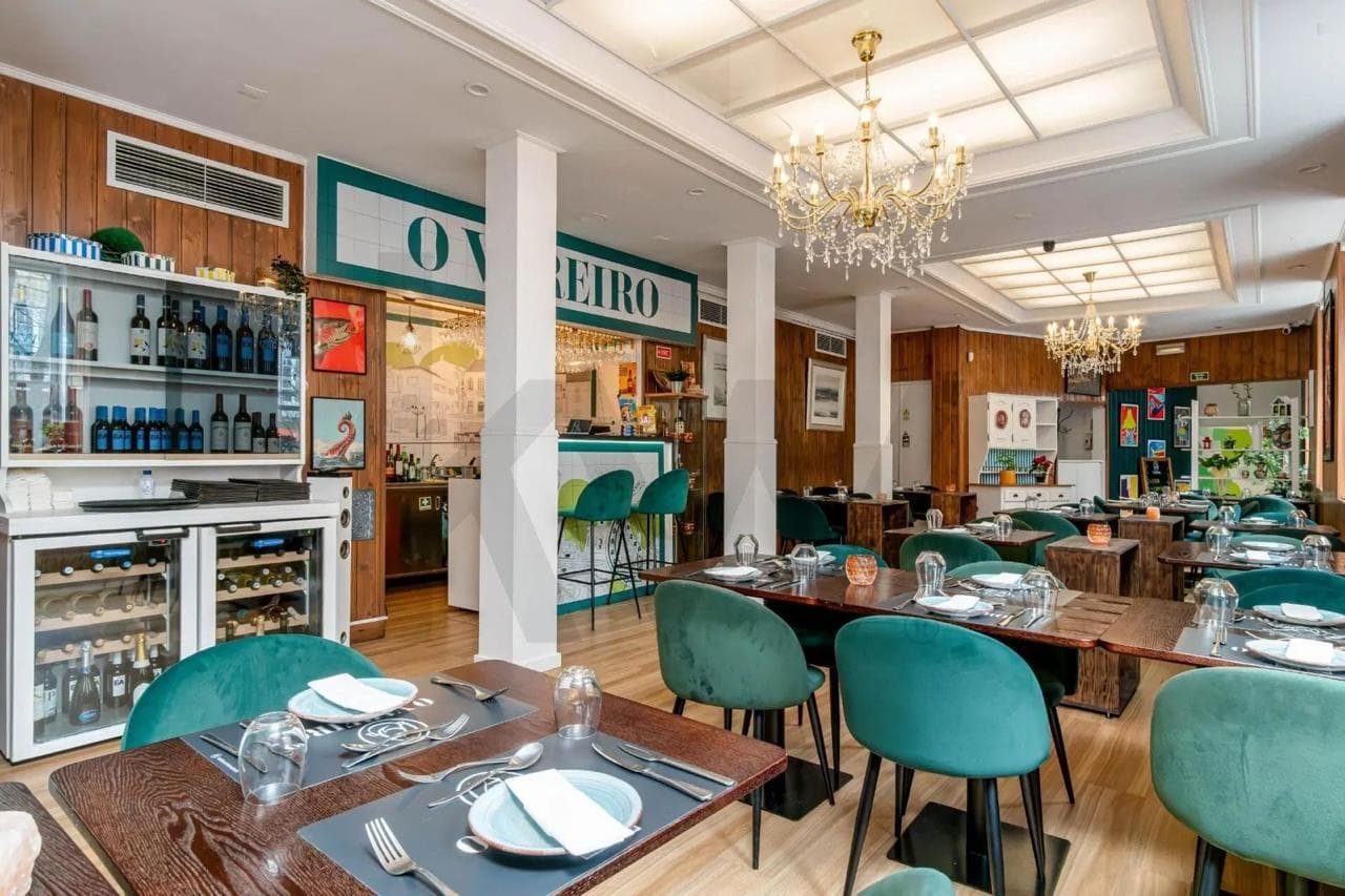 Main dining room at O Vareiro